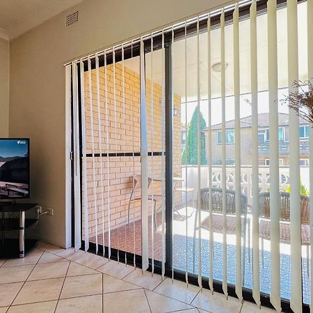 Carlton 3 Beds Unit - Free Parking Lägenhet Sydney Exteriör bild