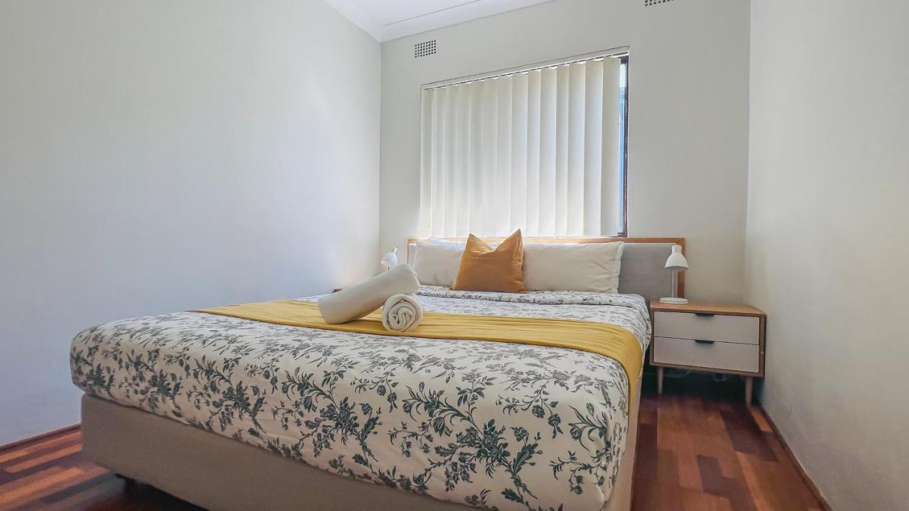 Carlton 3 Beds Unit - Free Parking Lägenhet Sydney Exteriör bild