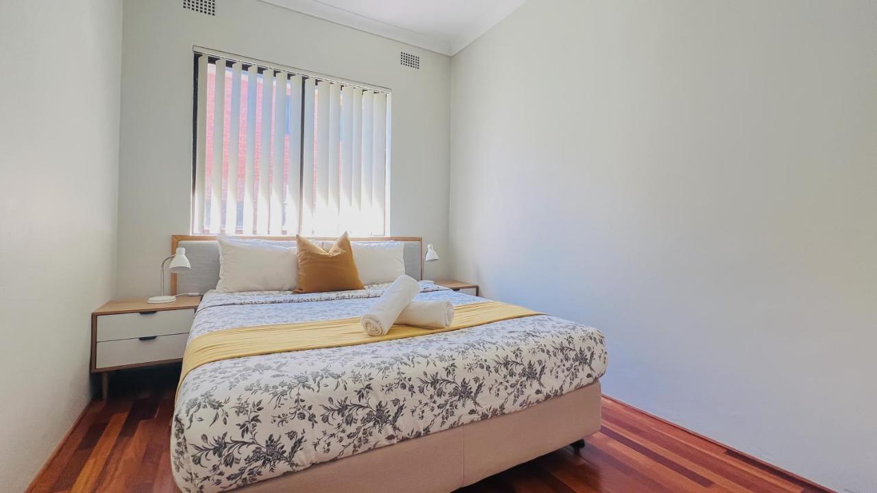 Carlton 3 Beds Unit - Free Parking Lägenhet Sydney Exteriör bild