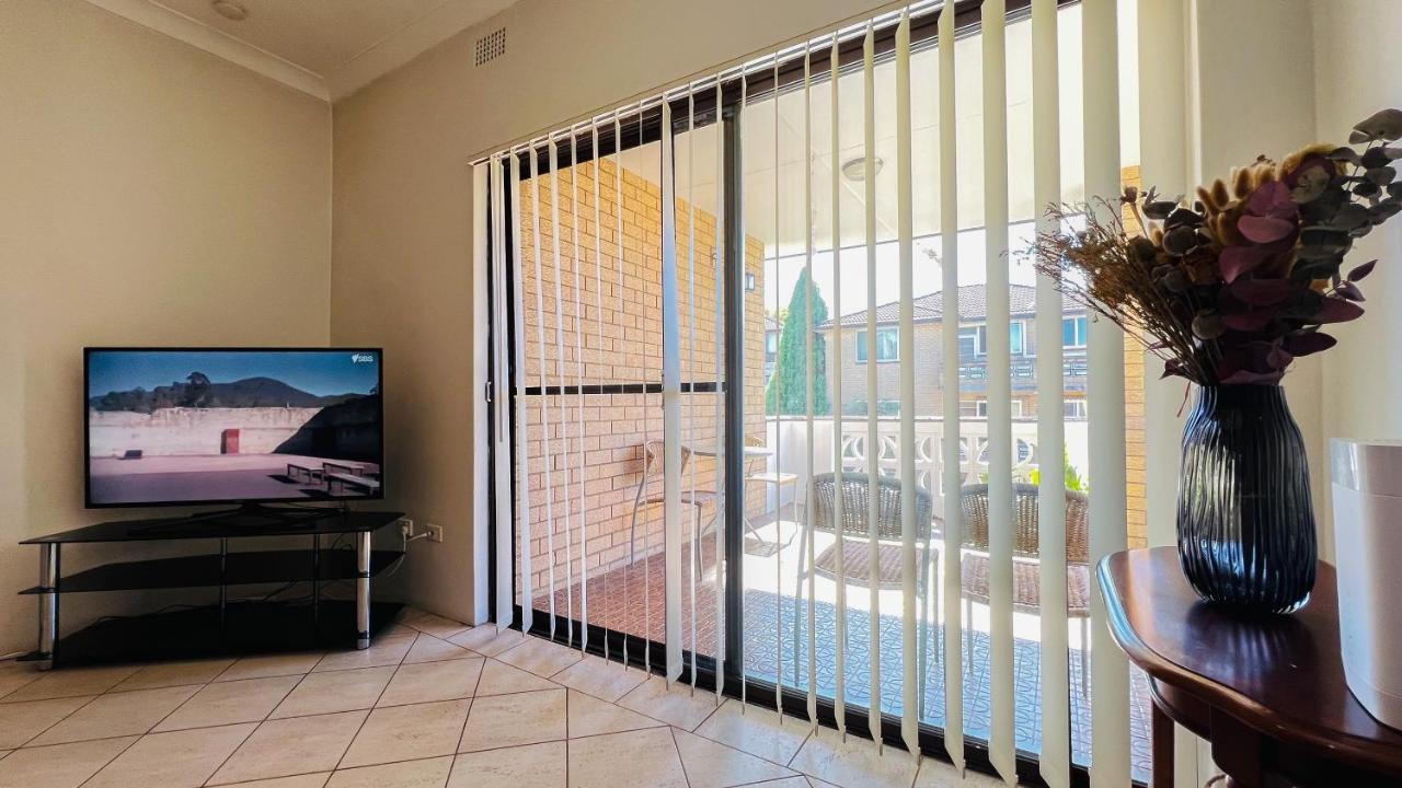 Carlton 3 Beds Unit - Free Parking Lägenhet Sydney Exteriör bild